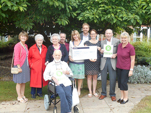 The Cheque Presentation The Cheque Presentation